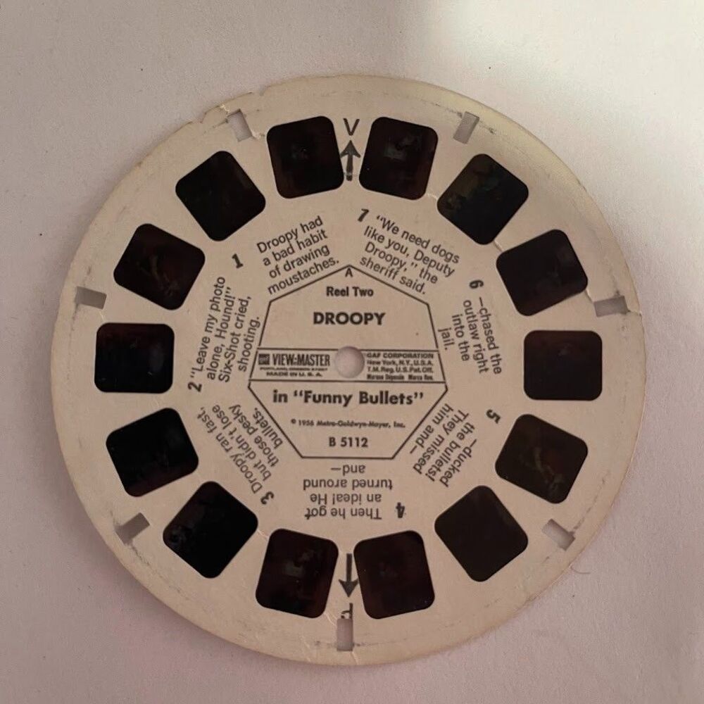 VTG Viewmaster 15 reels lot Disneyland, Disney, Monsters, Hanna Barbara w/ case - Picture 14 of 16
